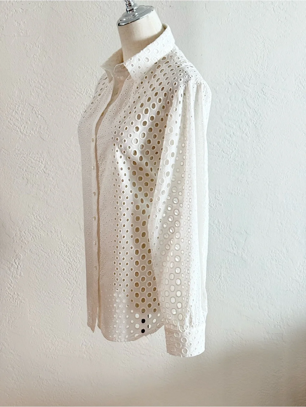 Nicole Miller Artelier White Pleated Puff Sleeve Eyelet Blouse M Cotton Boho - Picture 11 of 15